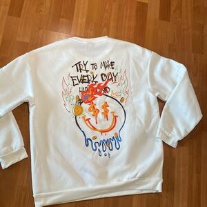 SHEIN Crewneck Sweatshirt- Try to make every day… (logo on back)